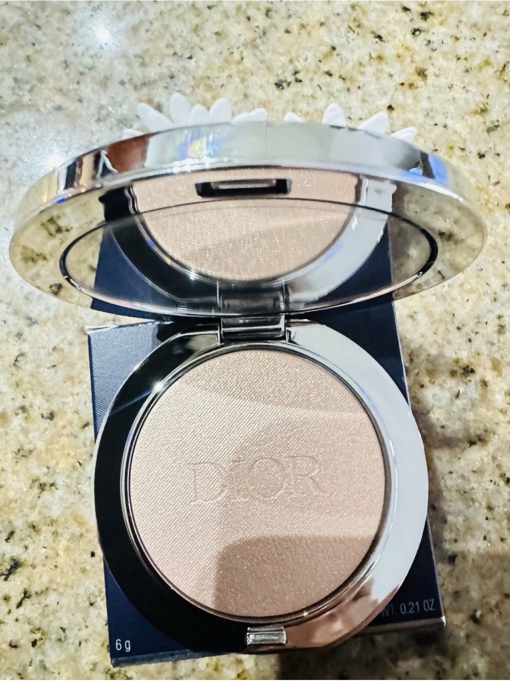 Dior Forever Glow Luminizer #003. Limited edition - Picture 8 of 8